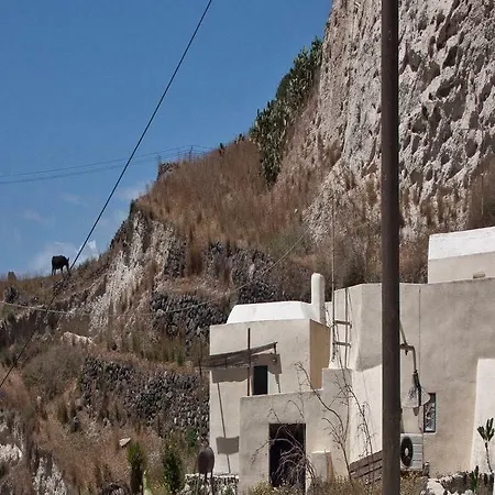 Traditional Farmers Secret Caves Apartment